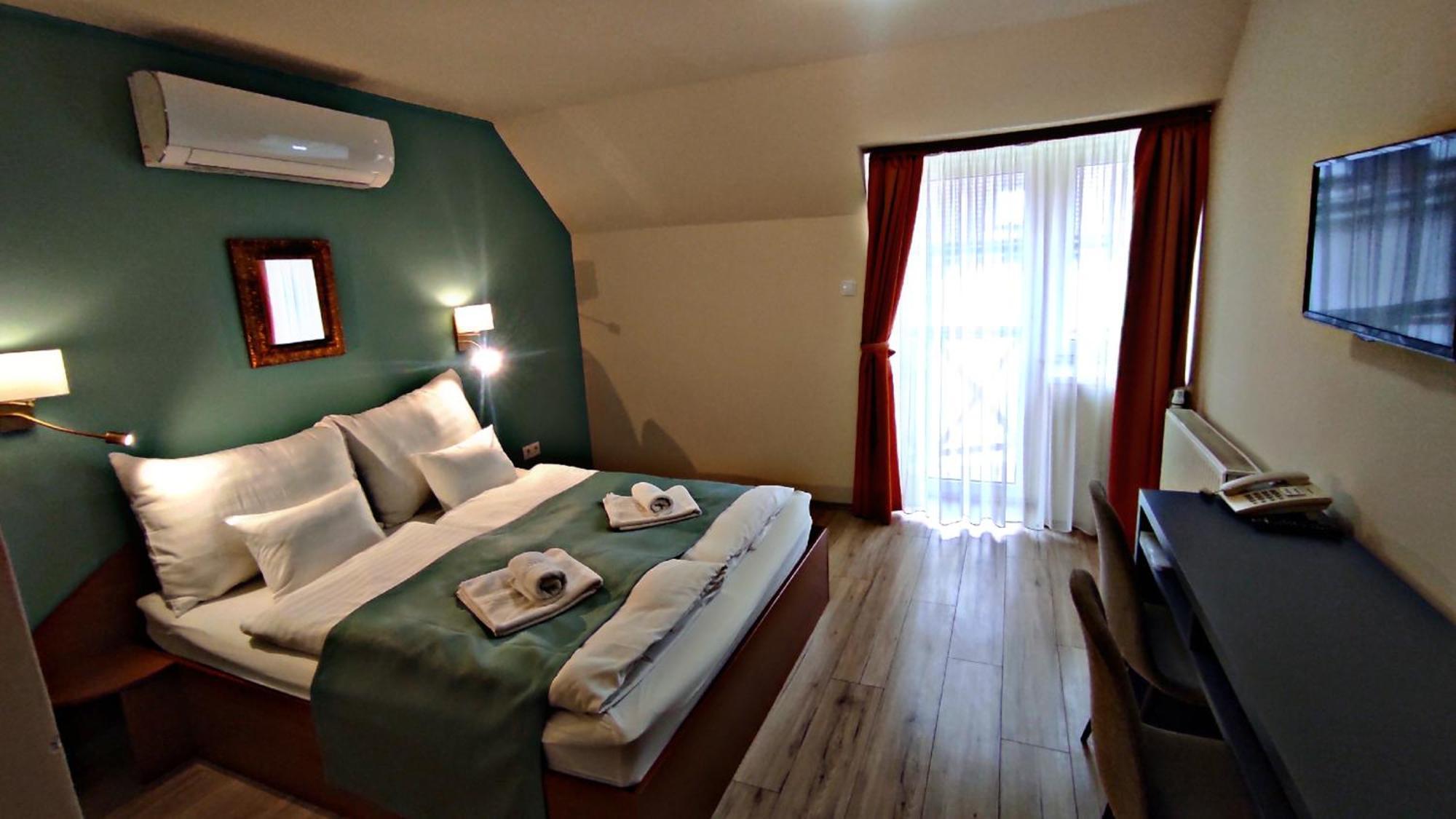 Atrium Hotel Harkány Eksteriør bilde