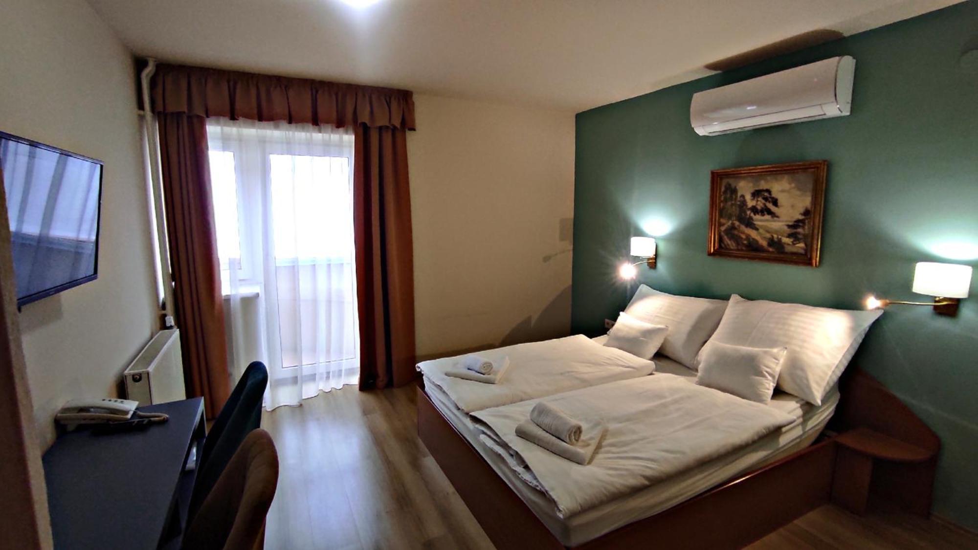 Atrium Hotel Harkány Eksteriør bilde