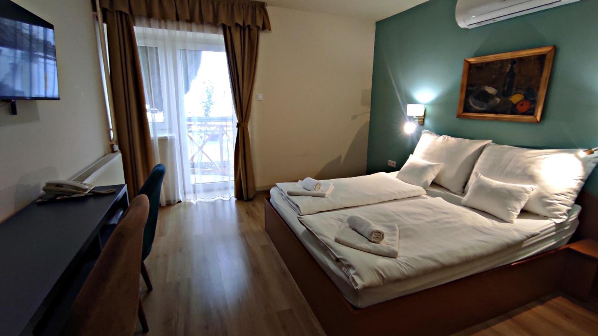 Atrium Hotel Harkány Eksteriør bilde