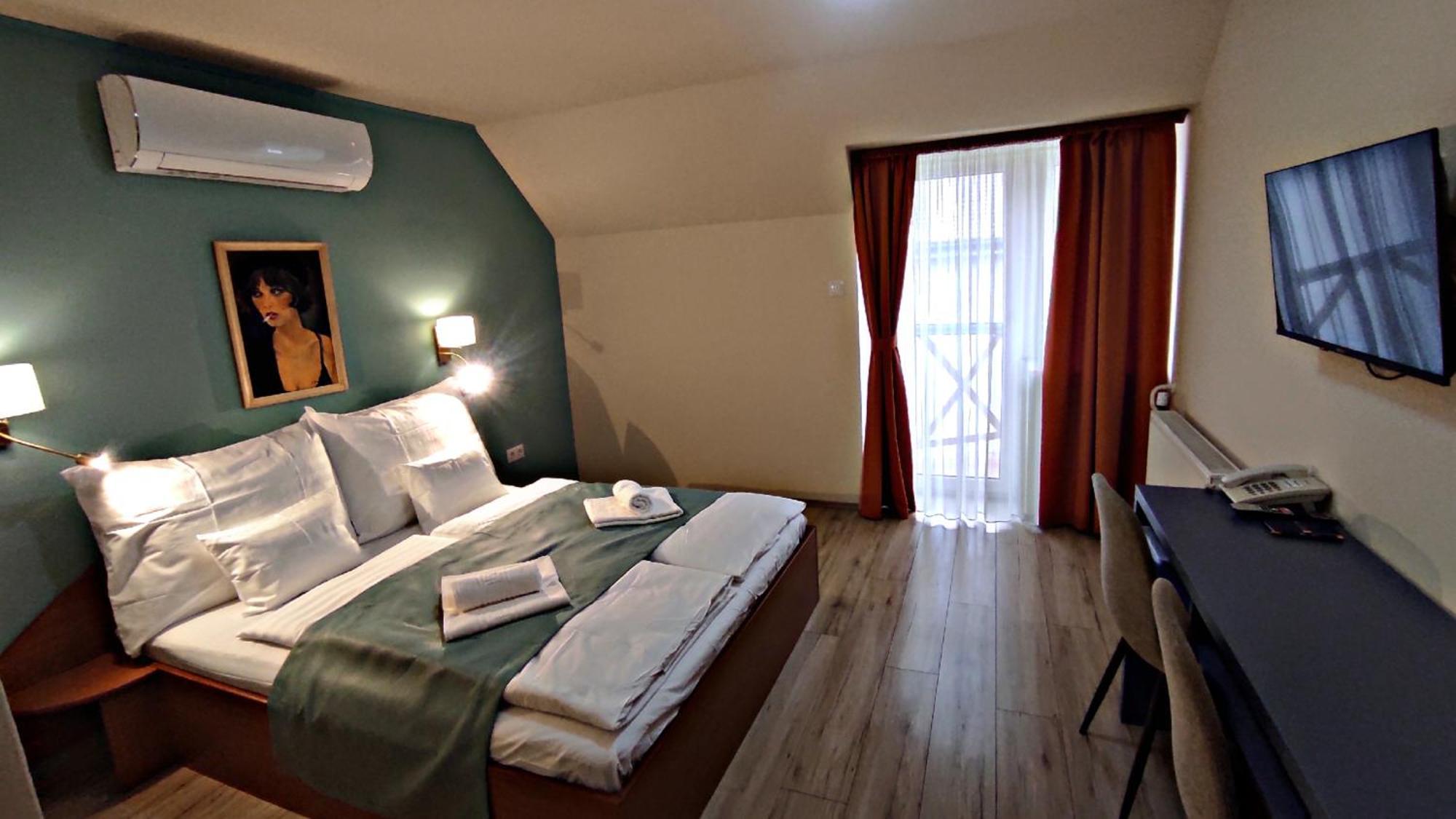 Atrium Hotel Harkány Eksteriør bilde