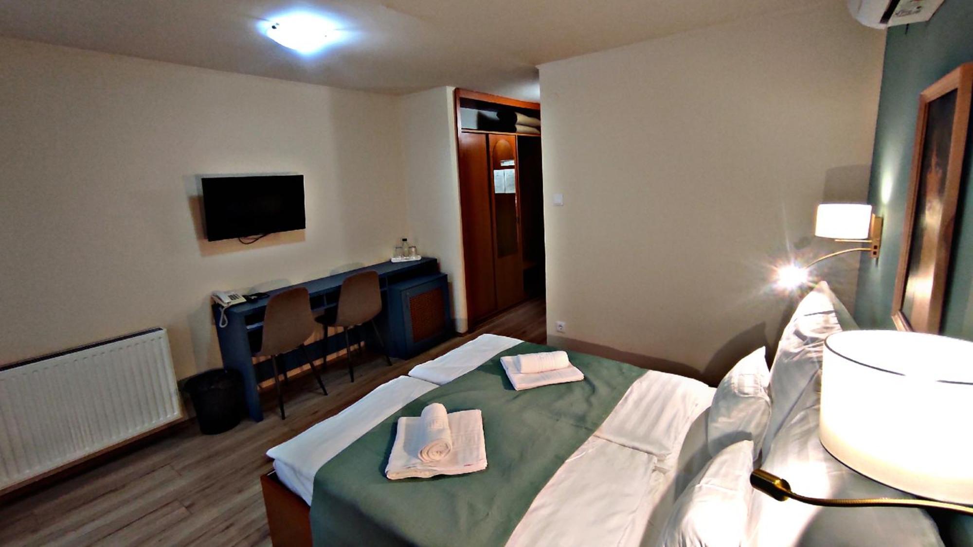 Atrium Hotel Harkány Eksteriør bilde