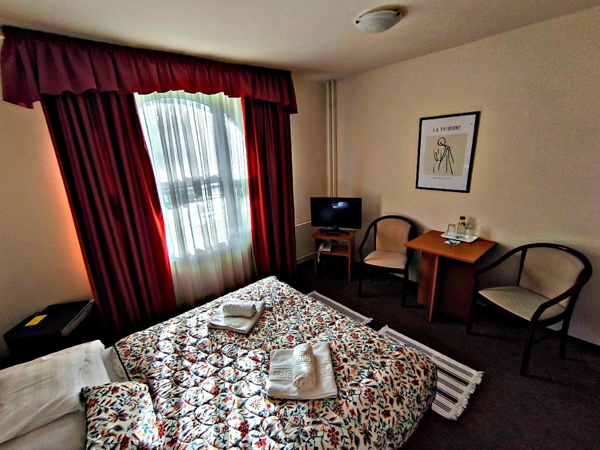 Atrium Hotel Harkány Eksteriør bilde