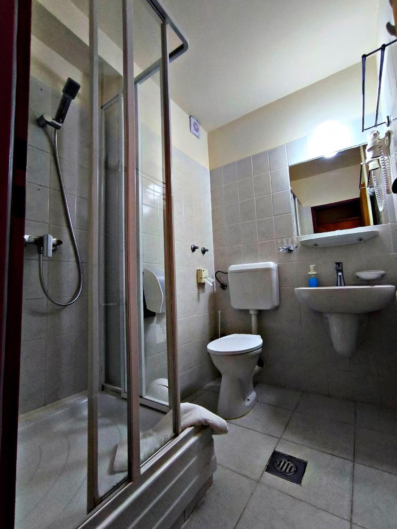 Atrium Hotel Harkány Eksteriør bilde