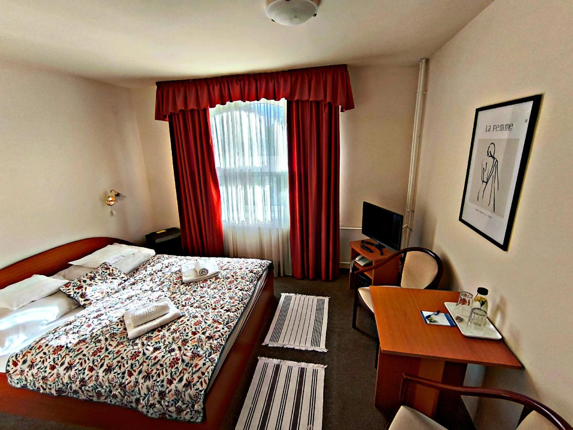 Atrium Hotel Harkány Eksteriør bilde